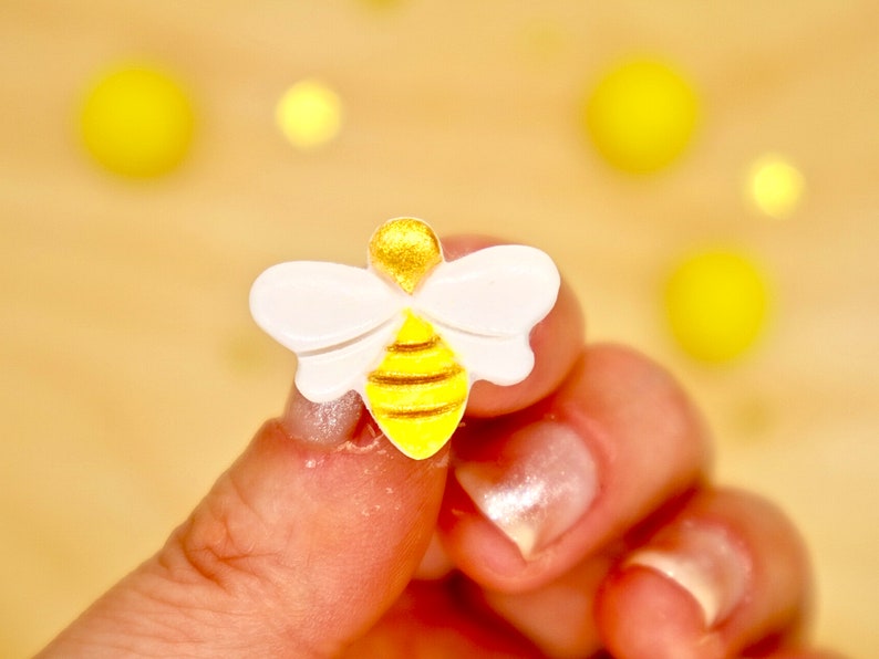 Bee Pin Badge, Bee Gift For Her, Handmade Clay Pin, Bee Gift, Bee Birthday Gift Her, Bee Girl, Positivity Gift by janeBprints image 4