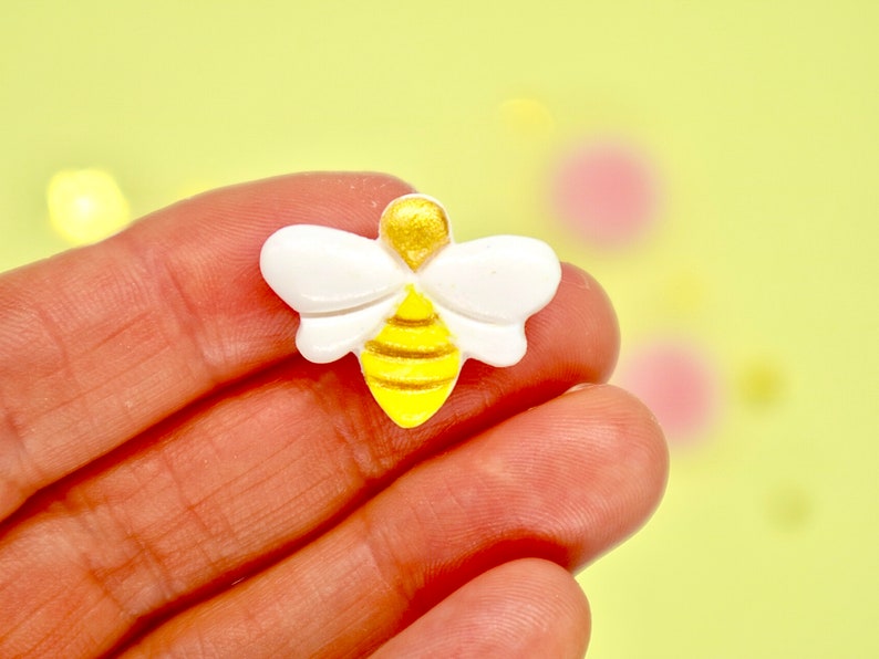 Bee Pin Badge, Bee Gift For Her, Handmade Clay Pin, Bee Gift, Bee Birthday Gift Her, Bee Girl, Positivity Gift by janeBprints image 2