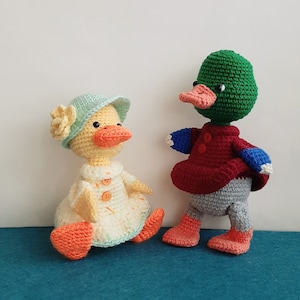 Crochet PATTERN for small Duckling, Amigurumi small Duck, Crochet toy.
