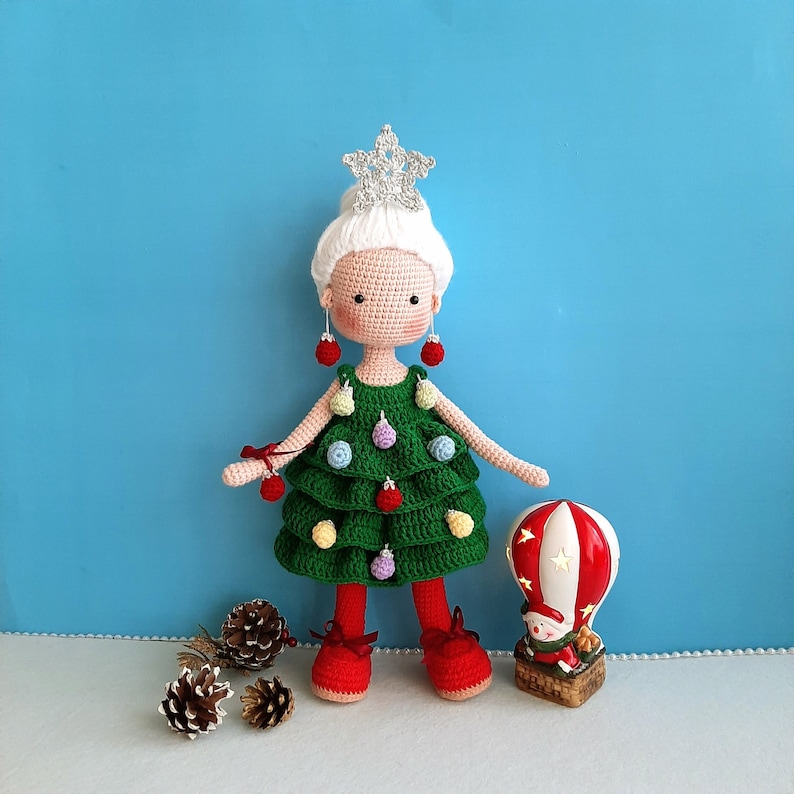 PATTERN Crochet Doll Christmas Tree,Amigurumi Doll for Xmas,PDF pattern in English,Pattern includes:DOLL base with hair, removable Clothes image 1