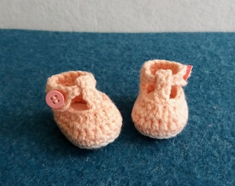 Crochet Shoes easy Pattern for Doll, for doll- foot size: 3cm, Amigurumi Shoes, PDF in English.