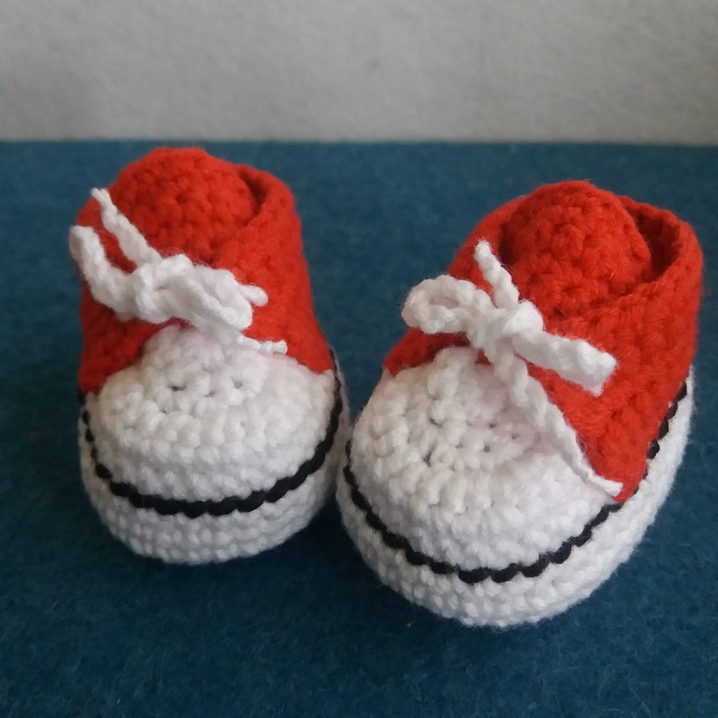 Crochet Pattern for Doll Shoes Sneakers, PDF Pattern in English, Shoes Pattern with 2 versions of soles. image 5