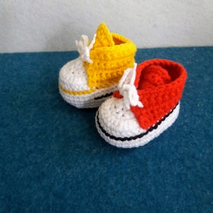 Crochet Pattern for Doll Shoes Sneakers, PDF Pattern in English, Shoes Pattern with 2 versions of soles. image 3