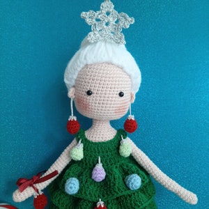 PATTERN Crochet Doll Christmas Tree,Amigurumi Doll for Xmas,PDF pattern in English,Pattern includes:DOLL base with hair, removable Clothes image 2