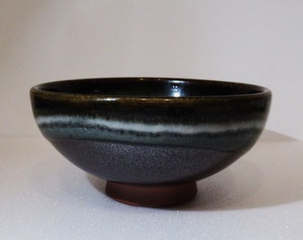 Moriyama ware "Mingei style" dish bowl by Nakamura-Tobo. Japanese pottery / PottryCollection