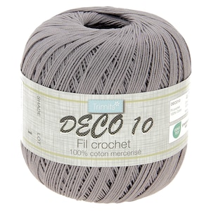 May include: A ball of grey crochet thread with a label that reads "DECO 10 Fil crochet 100% coton mercerisé". The thread is tightly wound and appears to be made of cotton. The label also includes the brand name "Trimits".