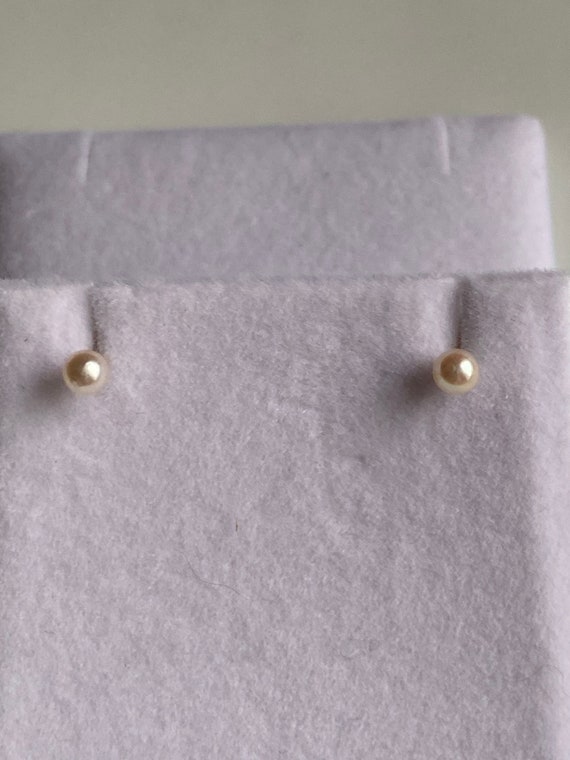 Japanese saltwater Akoya pearl - 3.4mm earrings -… - image 7