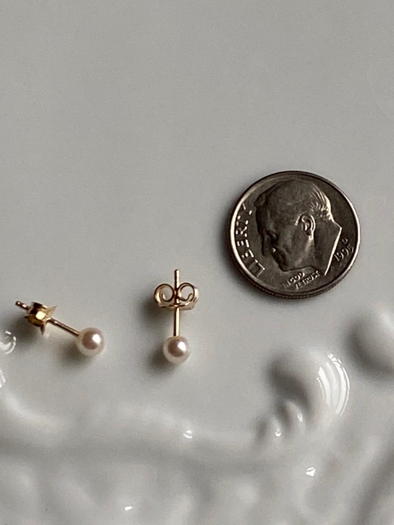 Japanese saltwater Akoya pearl - 3.4mm earrings -… - image 10