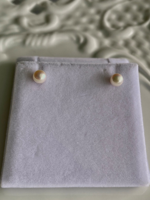 Japanese saltwater Pearl Studs - 5mm - AAA cultur… - image 3