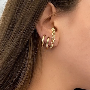 Gold Stud Ear Cuff Earrings, Gold earring climbers, Unique Earrings, Gold chain Ear Cuffs, Ear climber, Earring sets for multiple piercings