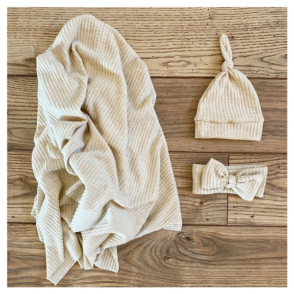 Baby blanket- Baby swaddle- Swaddle set- Unisex- Baby girl- Baby boy- Soft waffle knit blanket- soft baby blanket- Hospital set- tan