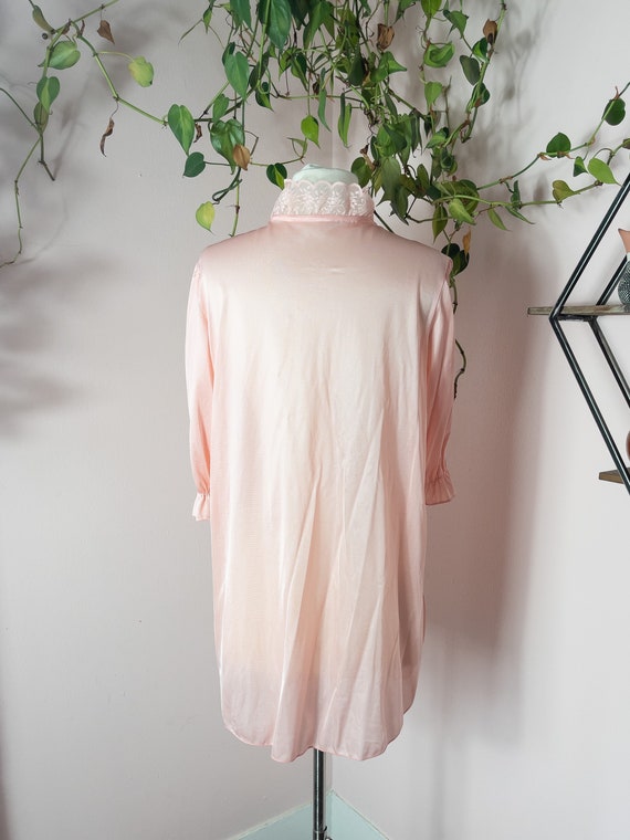 60 70s Ruffle Light Pink Nightshirt Womens Vintag… - image 10