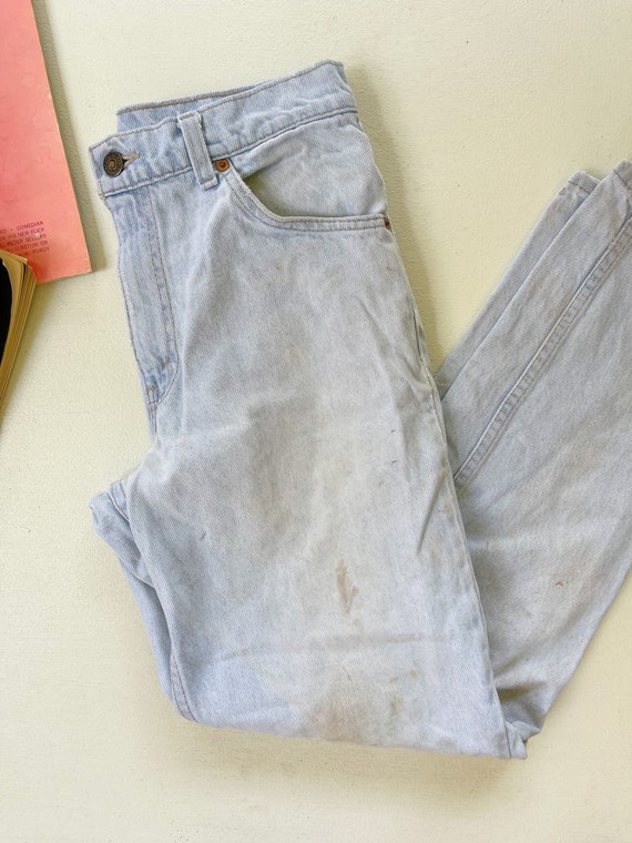 80s 90s Levi’s Jeans — Vntg Denim — 28” Waist — M… - image 2