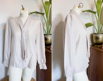 vntg Shapely beige polyester tie blouse size 8