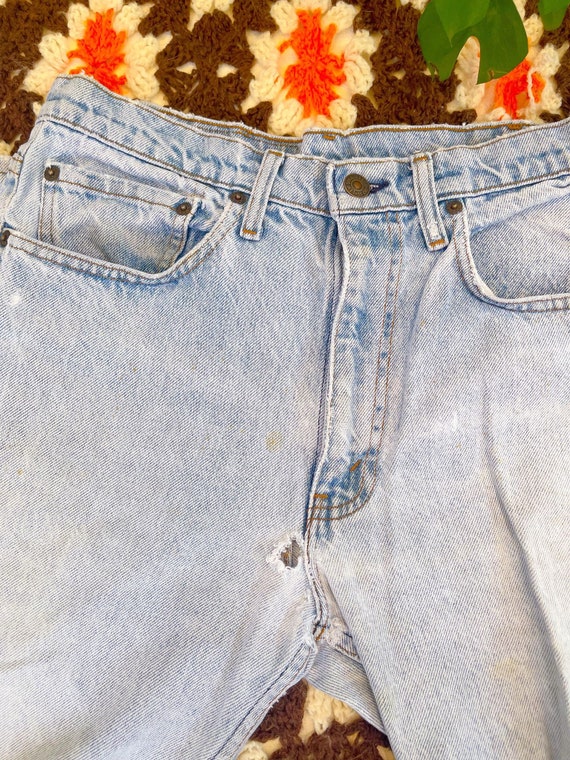 Vntg 80s 90s Light Wash Destroyed Levi Jeans - Kn… - image 10