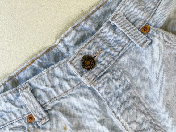 80s 90s Levi’s Jeans — Vntg Denim — 28” Waist — M… - image 7