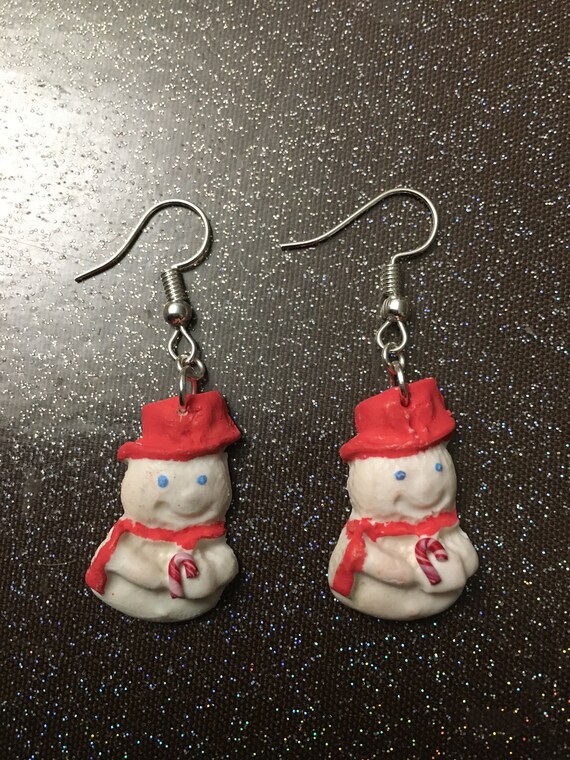 Boucles D'Oreilles Pendantes Guimauve De Noël En Fimo - Détails Argentés Et Noeud - Dormeuses - Neuves