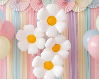 2 White Daisy Flower Balloons, Giant Mylar Decor for Baby Shower, Birthday Party