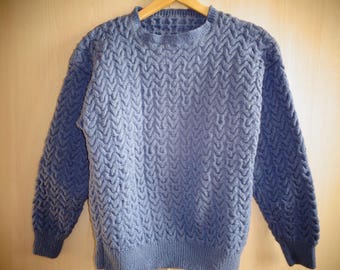 pull femme bleu pétrole taille 40/42 tricoté mains motif (torsades entrelacées)