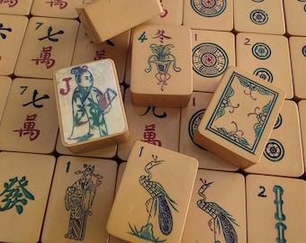 Circa 1930s, Chinese Bakelite Mahjong Set, 152 Tiles