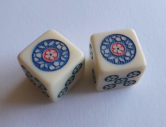Decorative Dice, One Pair, Hand Painted, 16 mm, 5/8 inch, Mahjong, Backgammon, Bunco, Dungeons & Dragons, Yahtzee