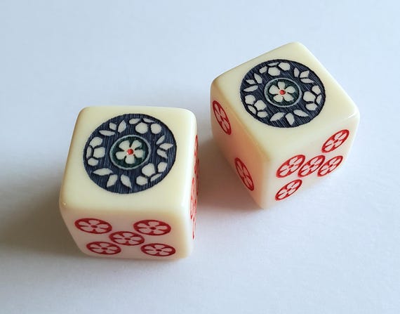 Decorative Dice, One Pair, Hand Painted, 16 mm, 5/8 inch, Mahjong, Backgammon, Bunco, Dungeons & Dragons, Yahtzee