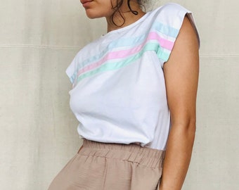 Vintage Pastel Stripe Tshirt - Small - Medium