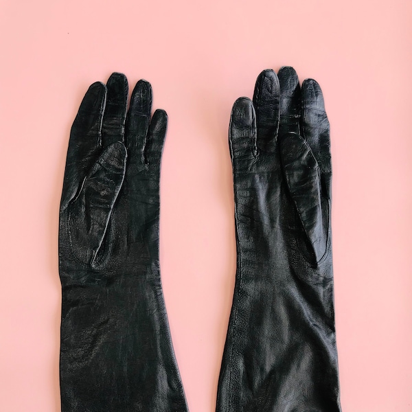 Vintage 1960s Genuine Black Leather Gloves - small