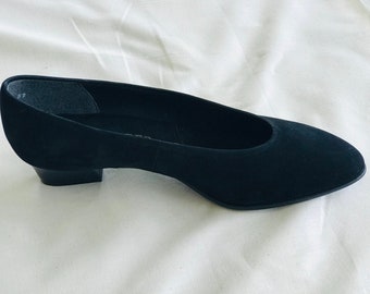 Vintage Naturalizer Black Suede Pumps - Shoe women size 7.5