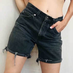 Vintage Levi's Black Denim Cut-Off Shorts – Size S/M