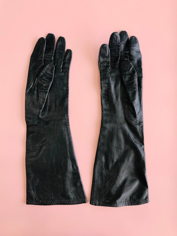 Vintage 1960s Genuine Black Leather Gloves - small