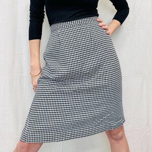 Wool Hounds Tooth Pencil Skirt in Medium