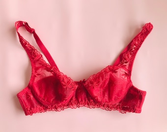 Red Vintage Lace Bra 34a