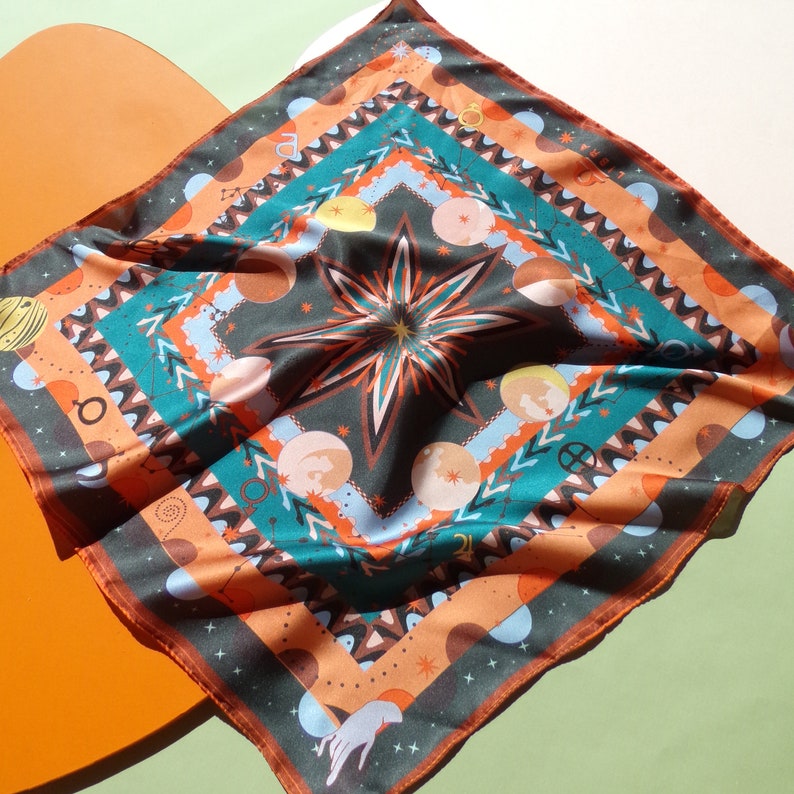 COSMIC Orange et Vert Foulard Libra Carre de Soie Abstract Illustré à la main impression designer coloré doux cadeau d'anniversaire fille image 2