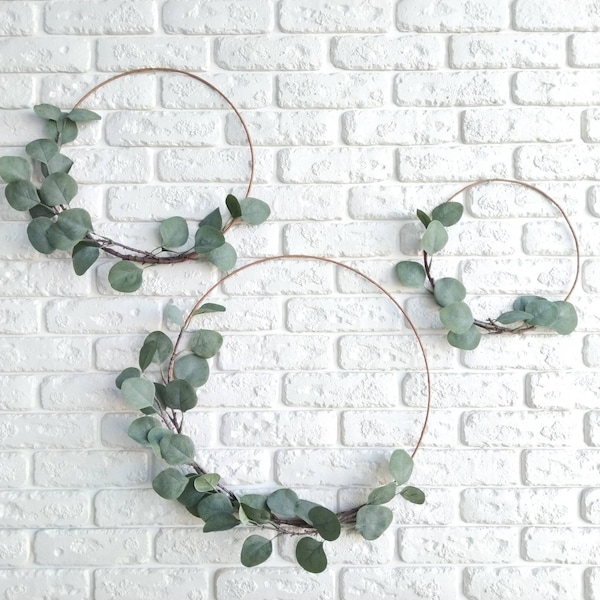 Eucalyptus wreath Faux greenery modern wreath Eucalyptus wall hanging Greenery wreath decor Minimal house decor Scandinavian greenery wreath