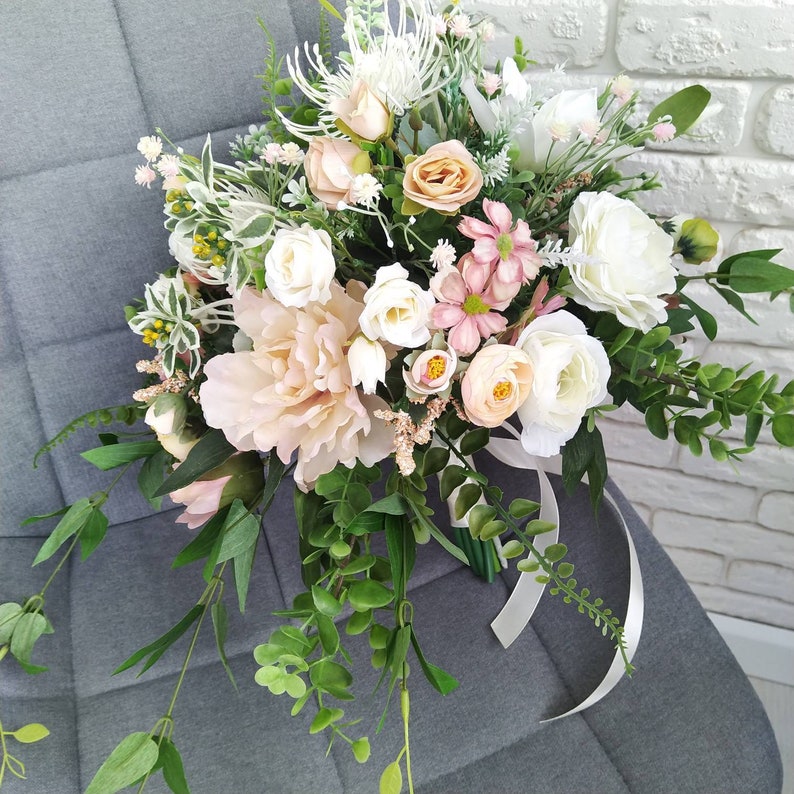 Peach white bridal bouquet Wild flower bouquet Peony bride/'s bouquet Peach peony bouquet Spring summer wild greenery bouquet Rustic wedding