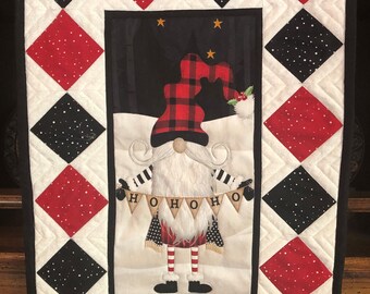 Autumn Gnome Quilted Table Topper NCU0DDK919