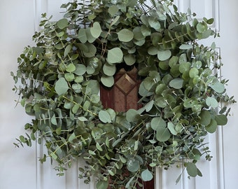 Fresh Spiral and Silver Dollar Eucalyptus Wreath, Handmade with Fresh Greenery