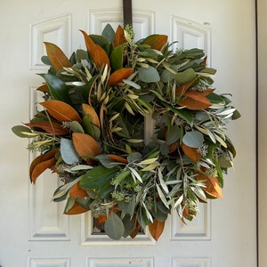 Fresh Magnolia, Seeded Eucalyptus, and Olive Fall Greenery Wreath