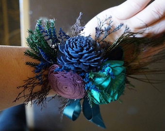 Peacock Wood Sola Flower Corsage