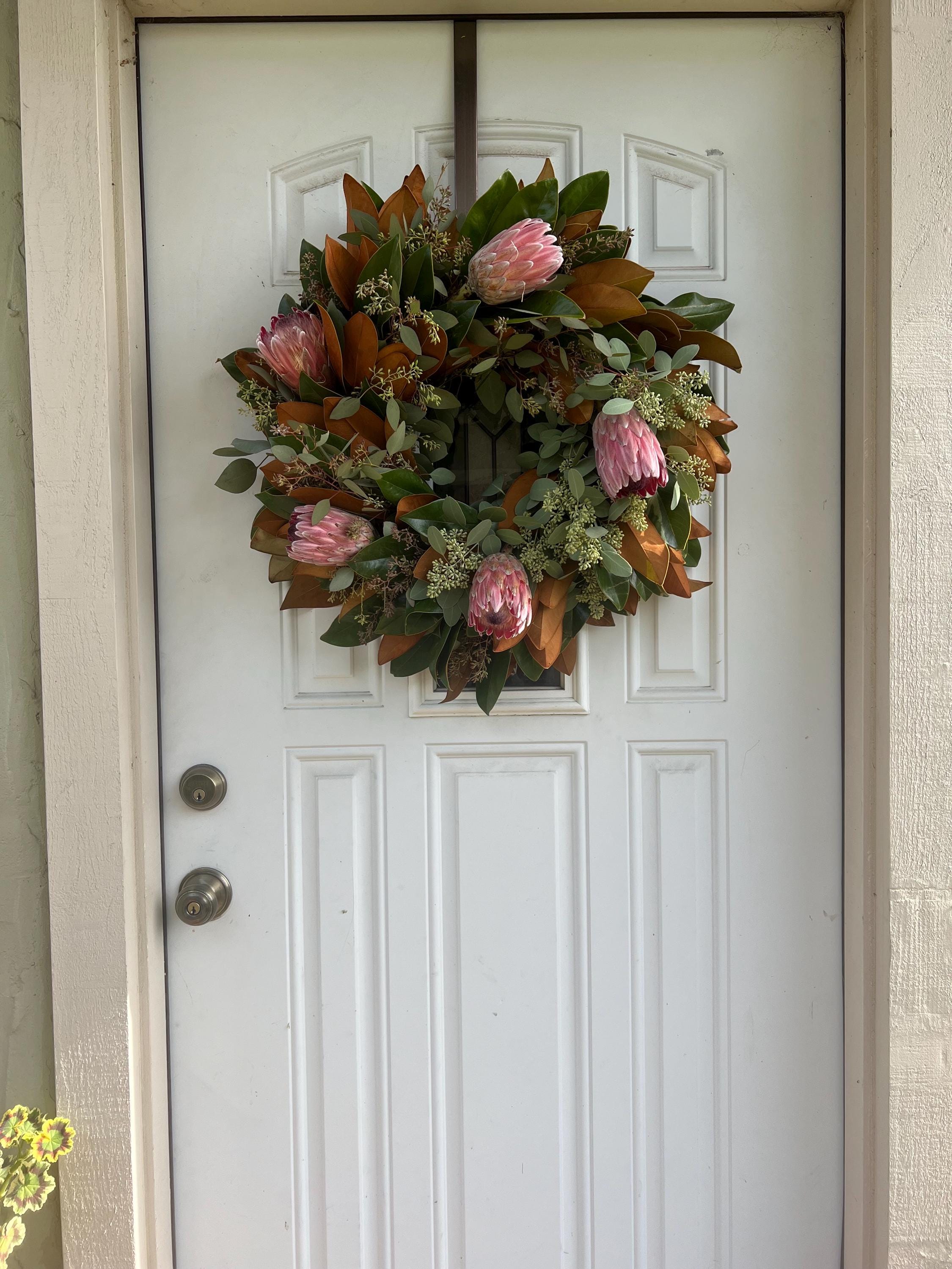 Fresh Magnolia, Seeded Eucalyptus, and Protea Fall Greenery Wreath - Thumbnail 3