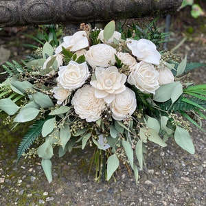 White Wood Wedding Sola Flower Bouquet "Everglades"