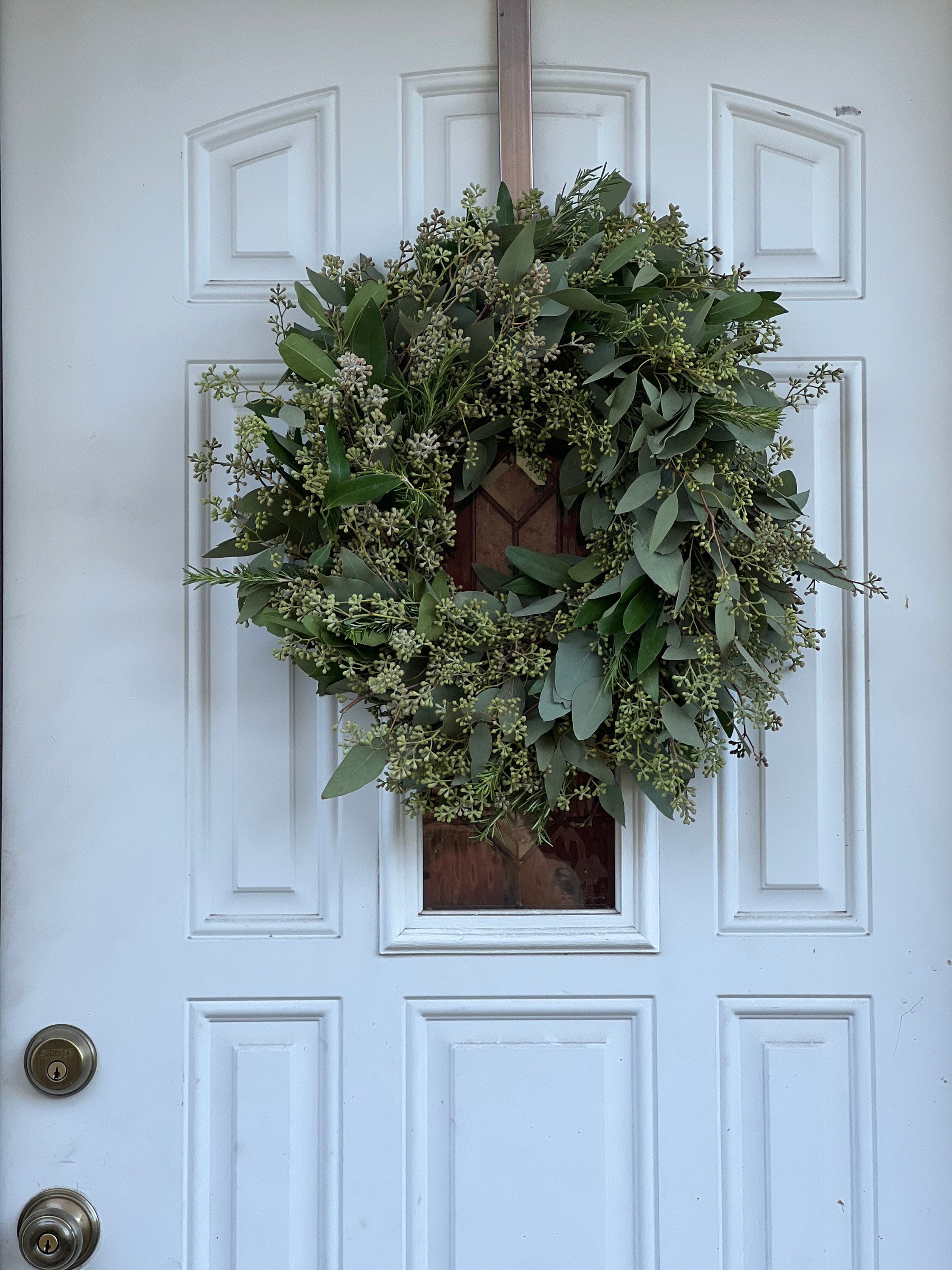 Fresh and Fragrant Handmade Seeded Eucalyptus, Rosemary and Bay Leaf 20 in Greenery Wreath - Thumbnail 2