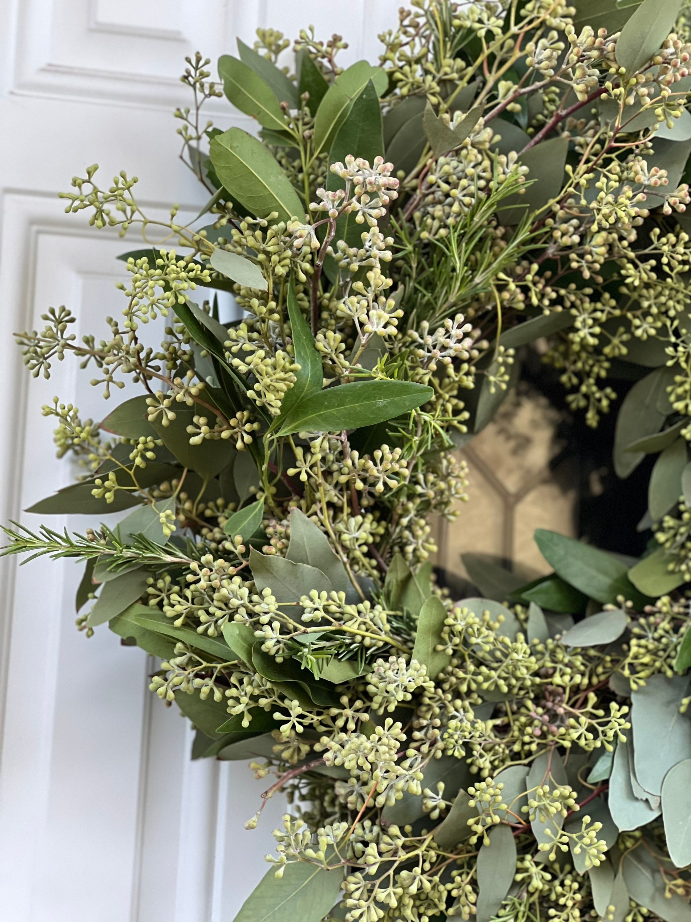 Fresh and Fragrant Handmade Seeded Eucalyptus, Rosemary and Bay Leaf 20 in Greenery Wreath - Thumbnail 4