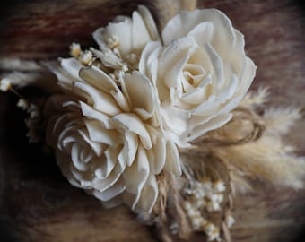 Prairie Romance Wood Sola Flower Corsage