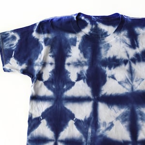Blue and White Tie Dye Shibori T-shirt Size Children L