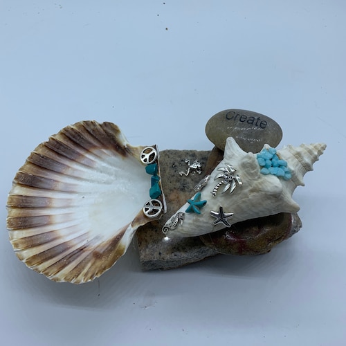 Soap Dish-Shell Bowls-Candle Holder-Jewelry Holder-Change good Holder-Potpourri Holder-Candy Dish-Business Card Holder-Coastal Decor-Desktop Art