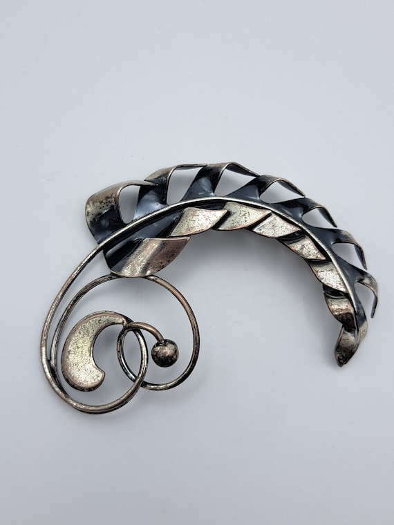 Napier sterling modernist swirl brooch