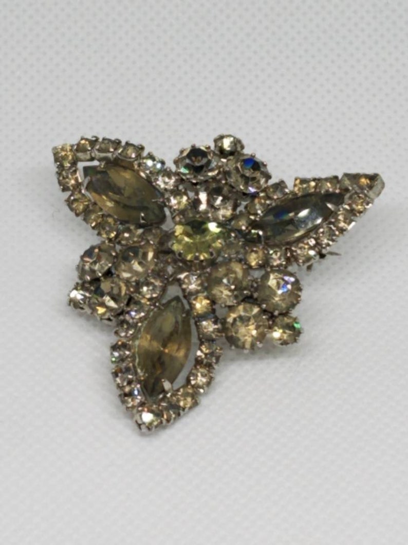 Beautiful smokey vintage brooch