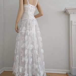 Precioso vestido de novia de encaje escalonado / Vestido de novia bohemio / Vestido de novia de encaje blanco/tul escalonado / Vestido de dama de honor, Vestido de fiesta, Talla pequeña